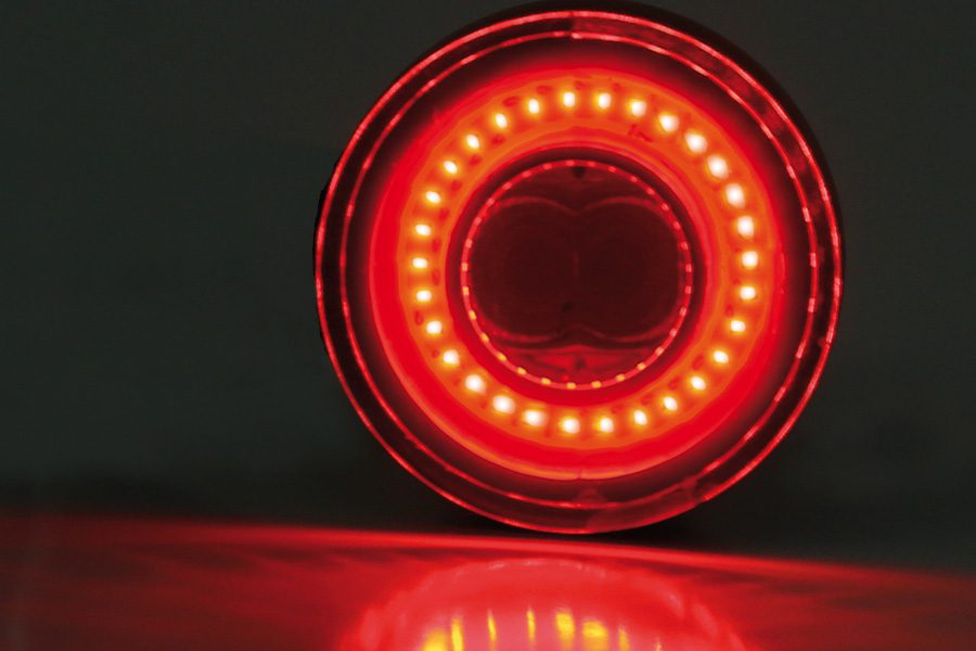 18000-100_05_1500_web