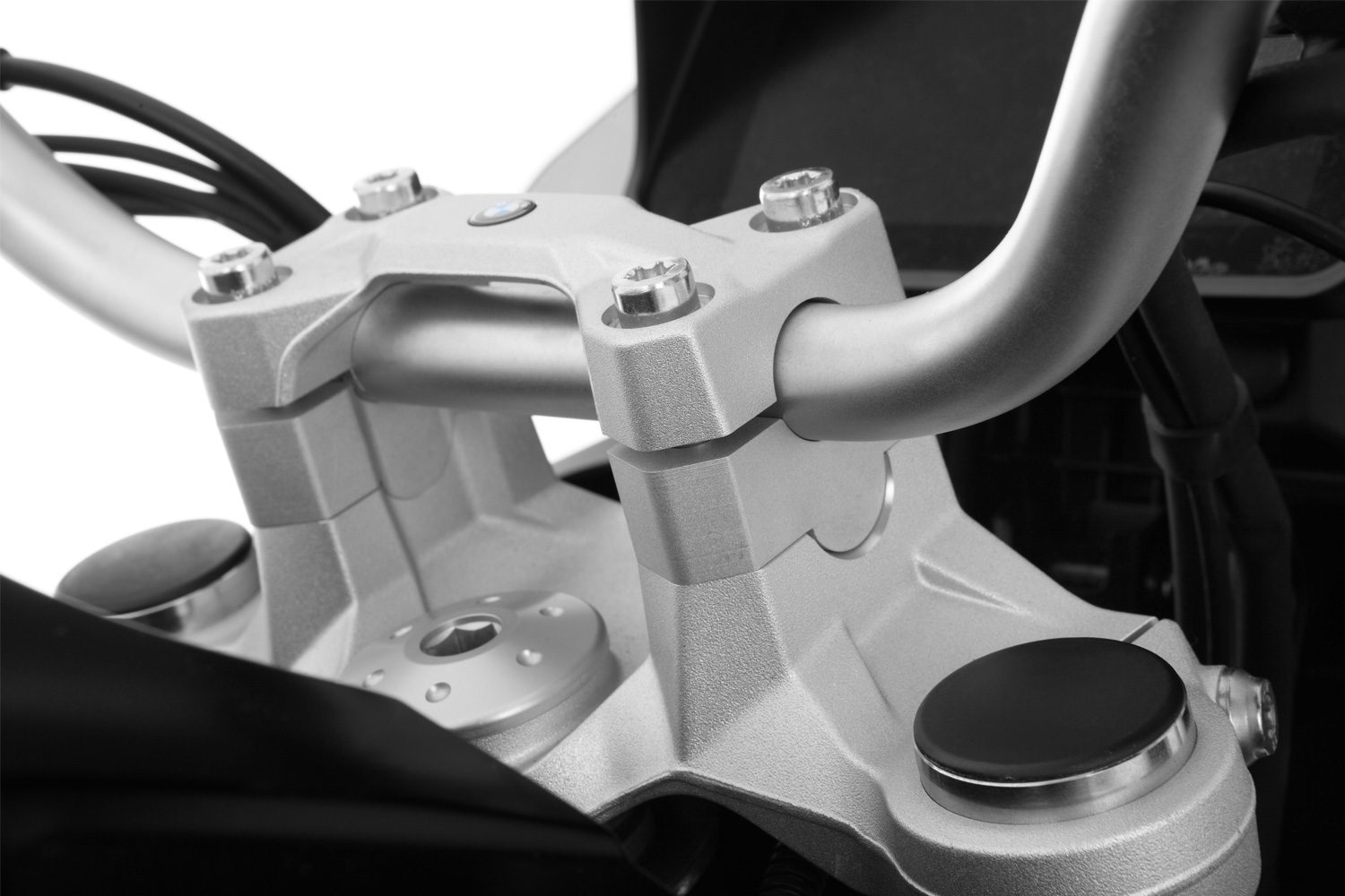 25803-001_03_1500_blank