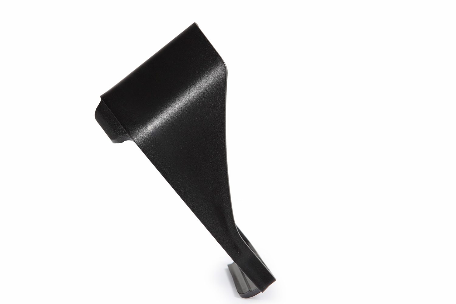 21083-002_06_1500_blank