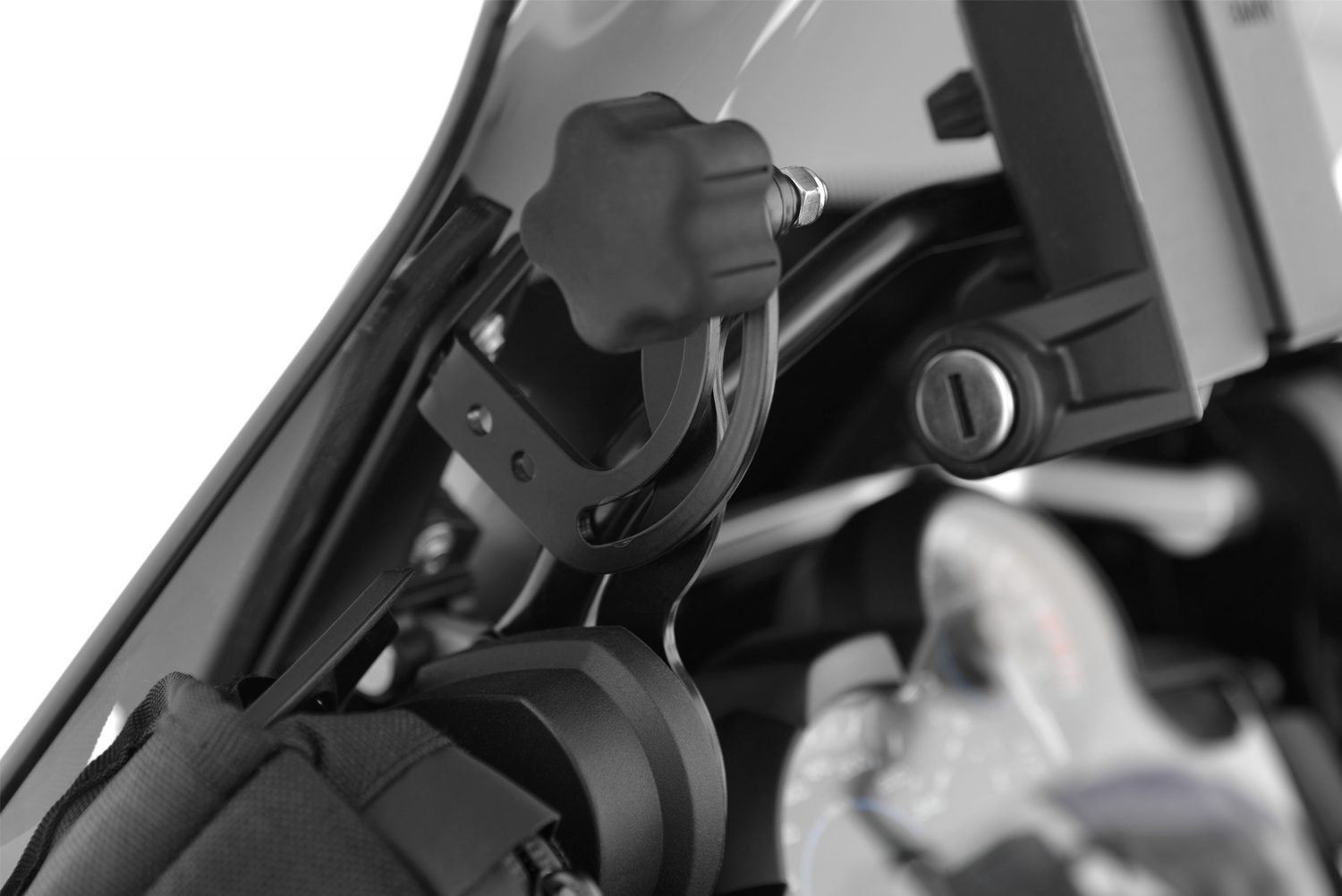 42710-502_web_blank_03