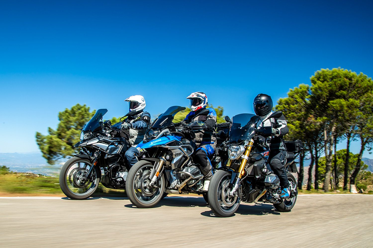 21177-302_08_1500_blank