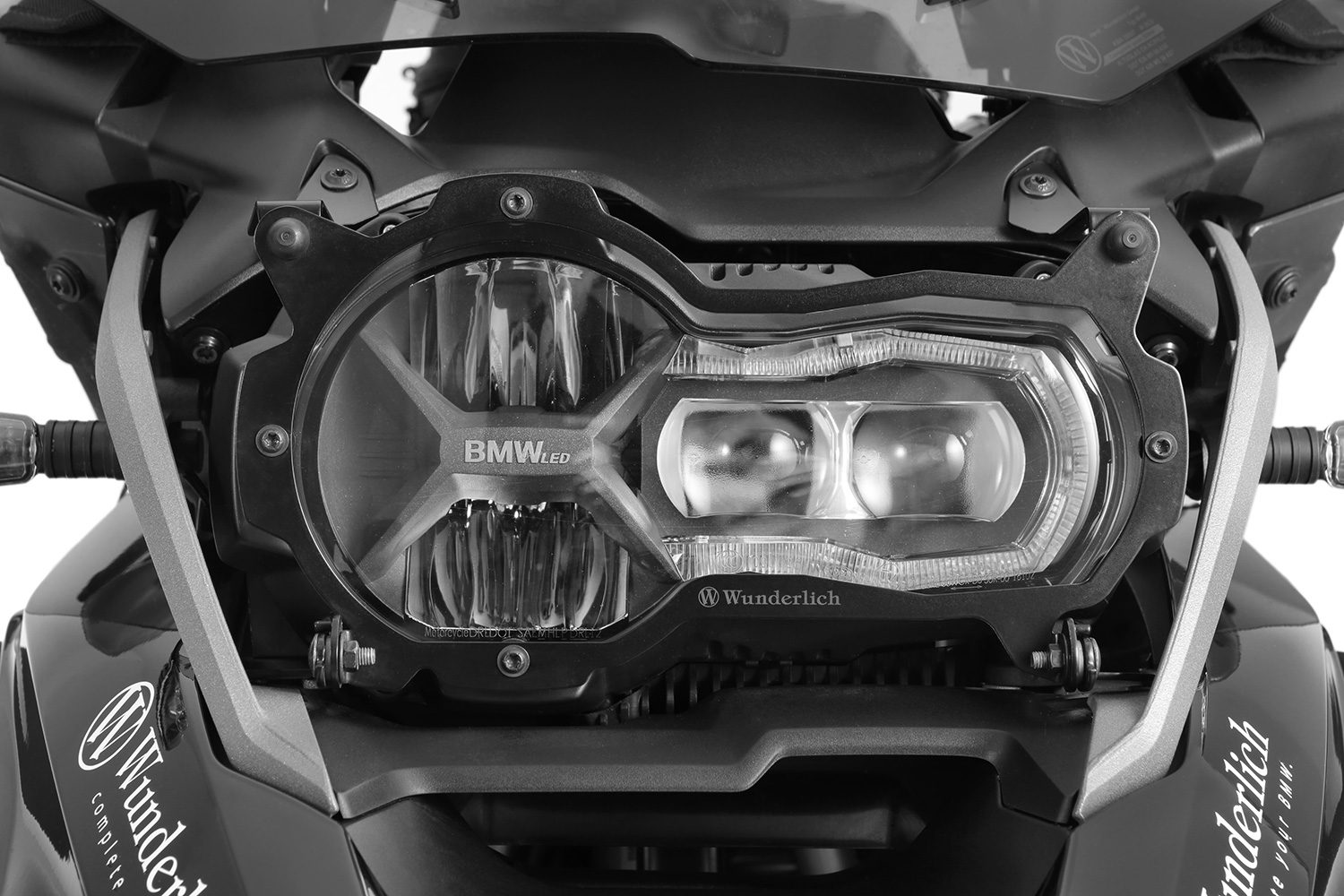 26660-300_03_1500_blank