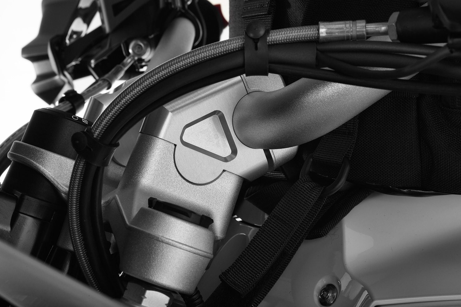 41970-111_02_1500_blank