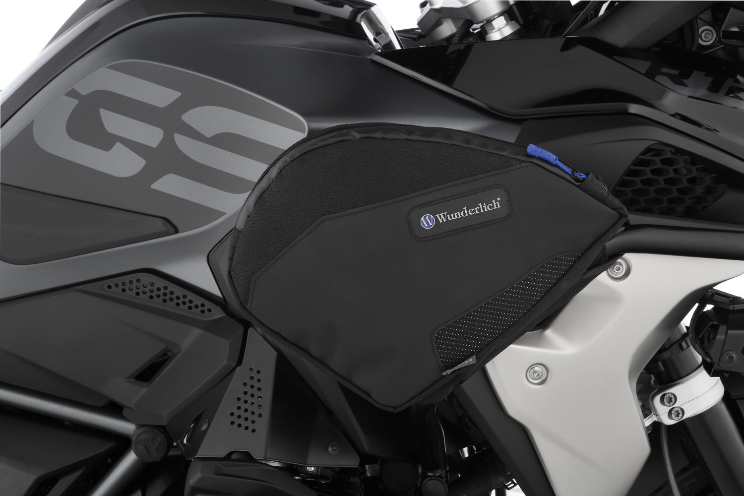 20812-000_04_1500_blank