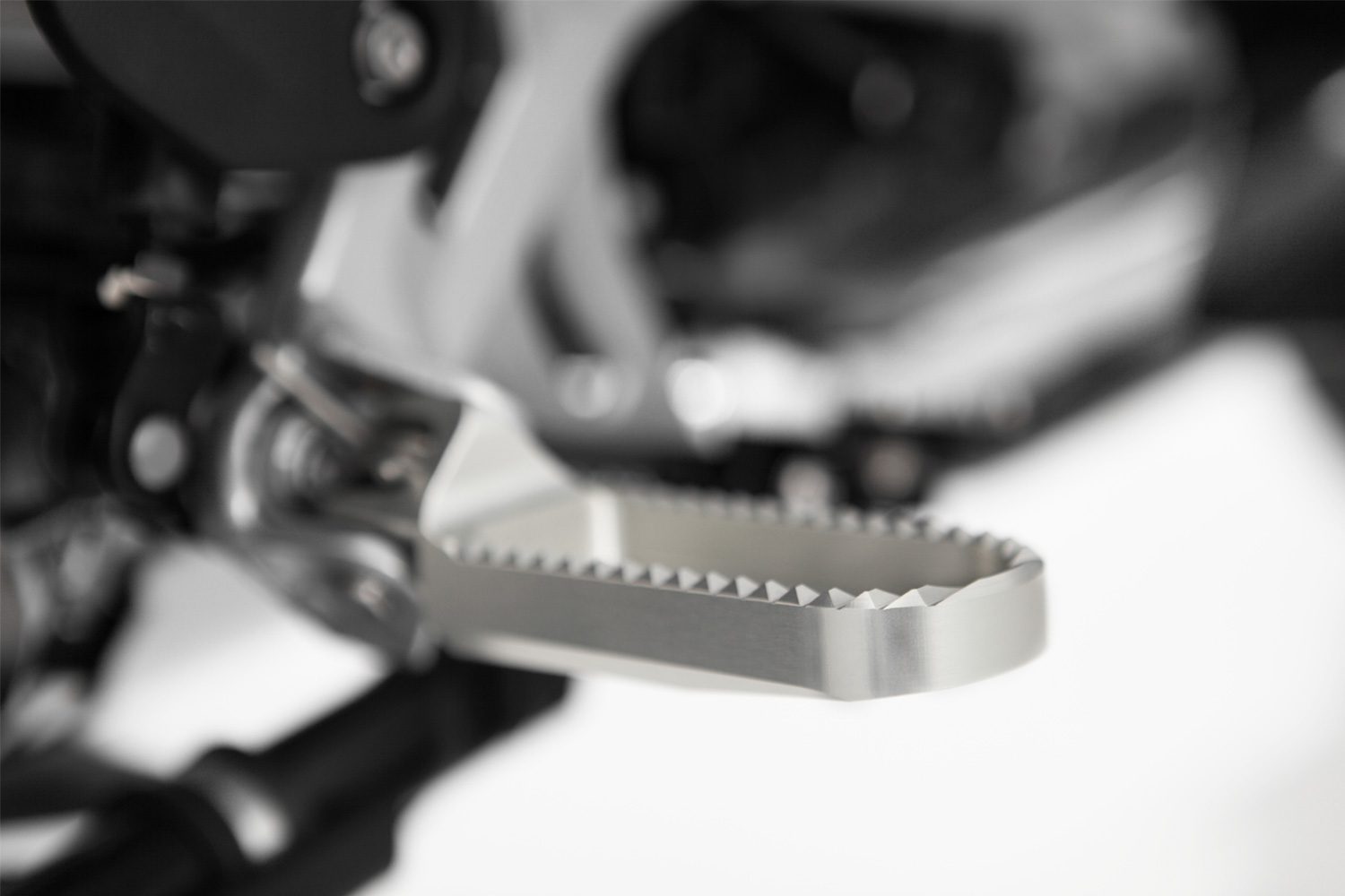 25910-201_06_1500_blank