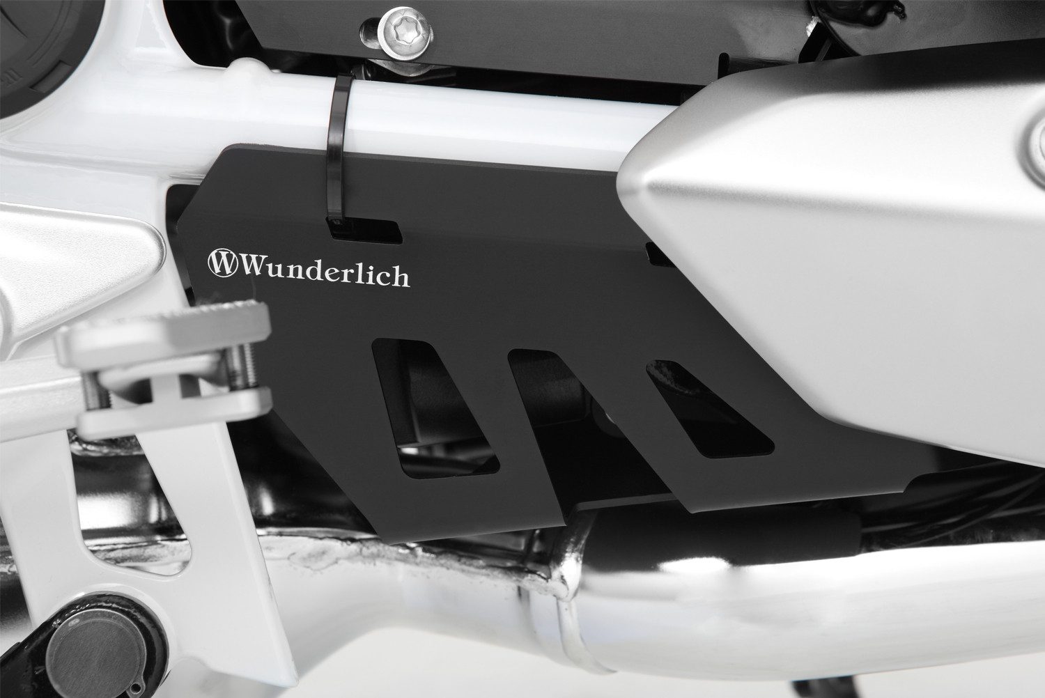 26930-202_web_blank_01