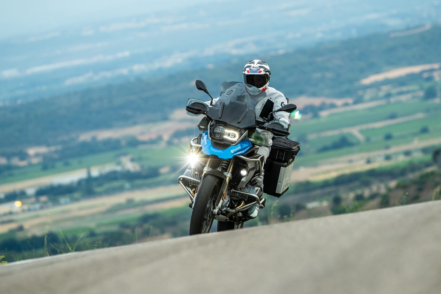 26930-202_web_blank_05