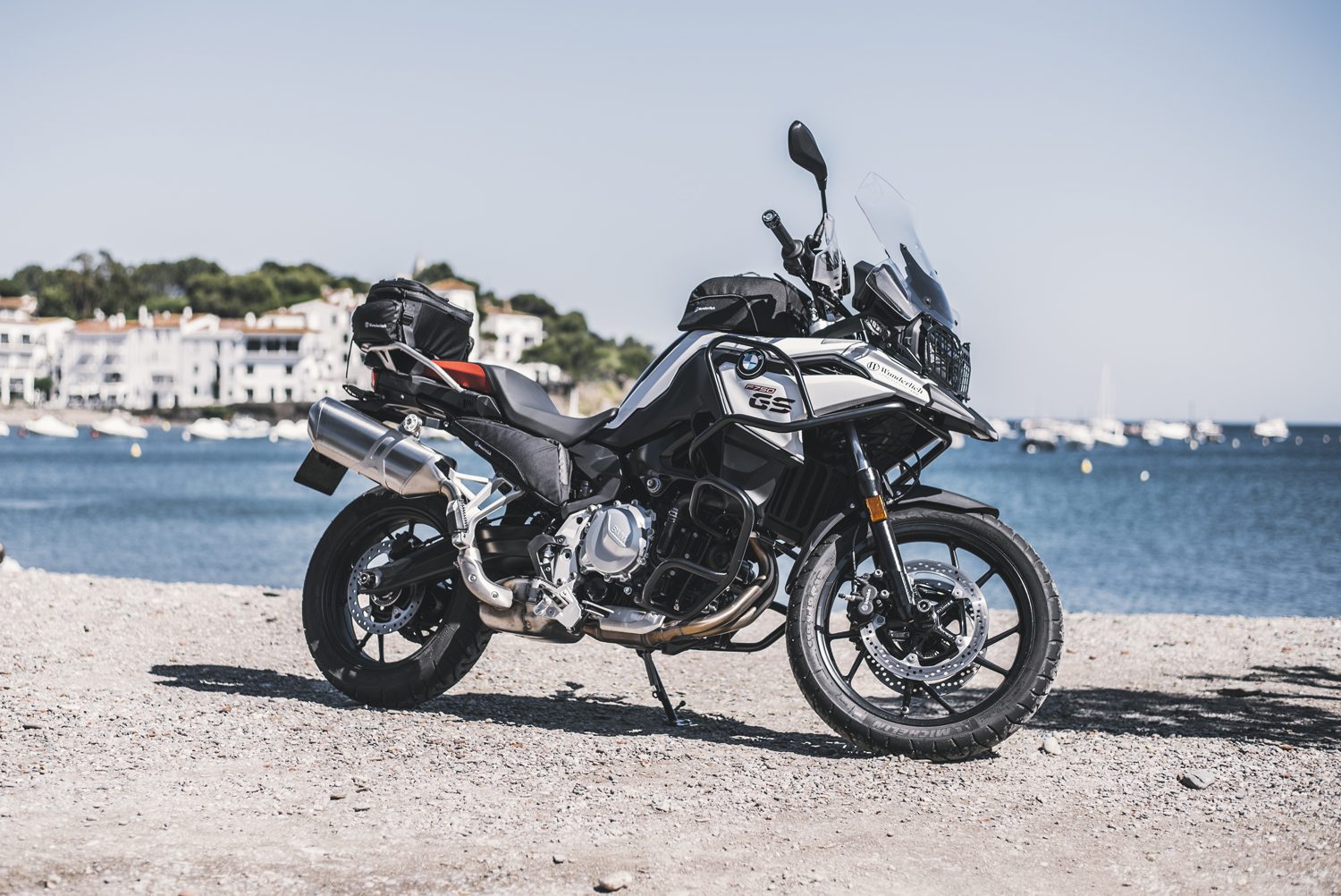 27810-300_web_blank_07