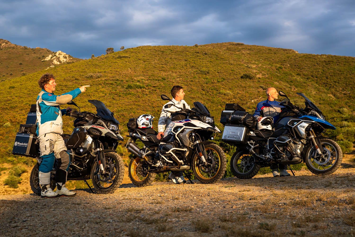 42380-100_web_blank_04